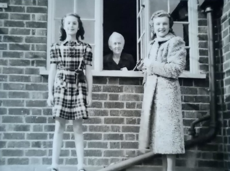 June 1939: Margit, Rosa and Emilie Pauson in their rented little house in Leicester.