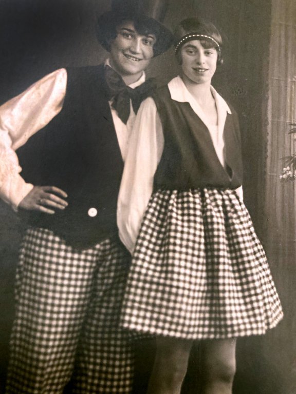 Ilse Silbermann und ihre Cousine Florett Nass